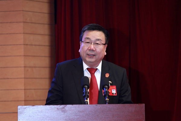 市中级人民法院院长刘硕才在市四届人大四次会议第二次全体会议上作中级人民法院工作报告​