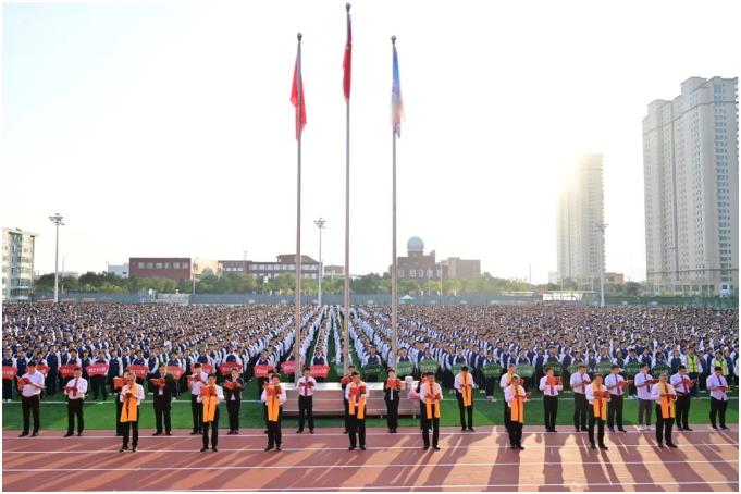 忻州实验中学举行纪念孔子诞辰2573周年暨第三届“相约《论语》 文化中国”大型公益活动